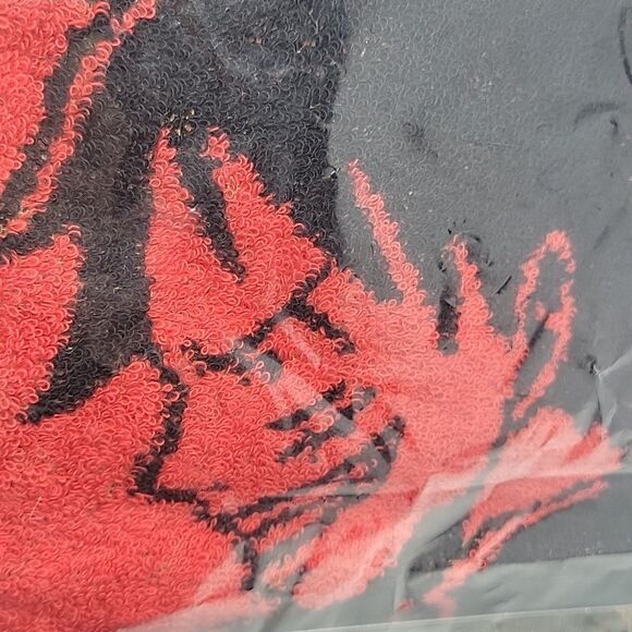 Ban Dai One Piece Luffy Red Hand Towel Japan NEW 23" x 8" Cotton Yamato - Picture 6 of 8